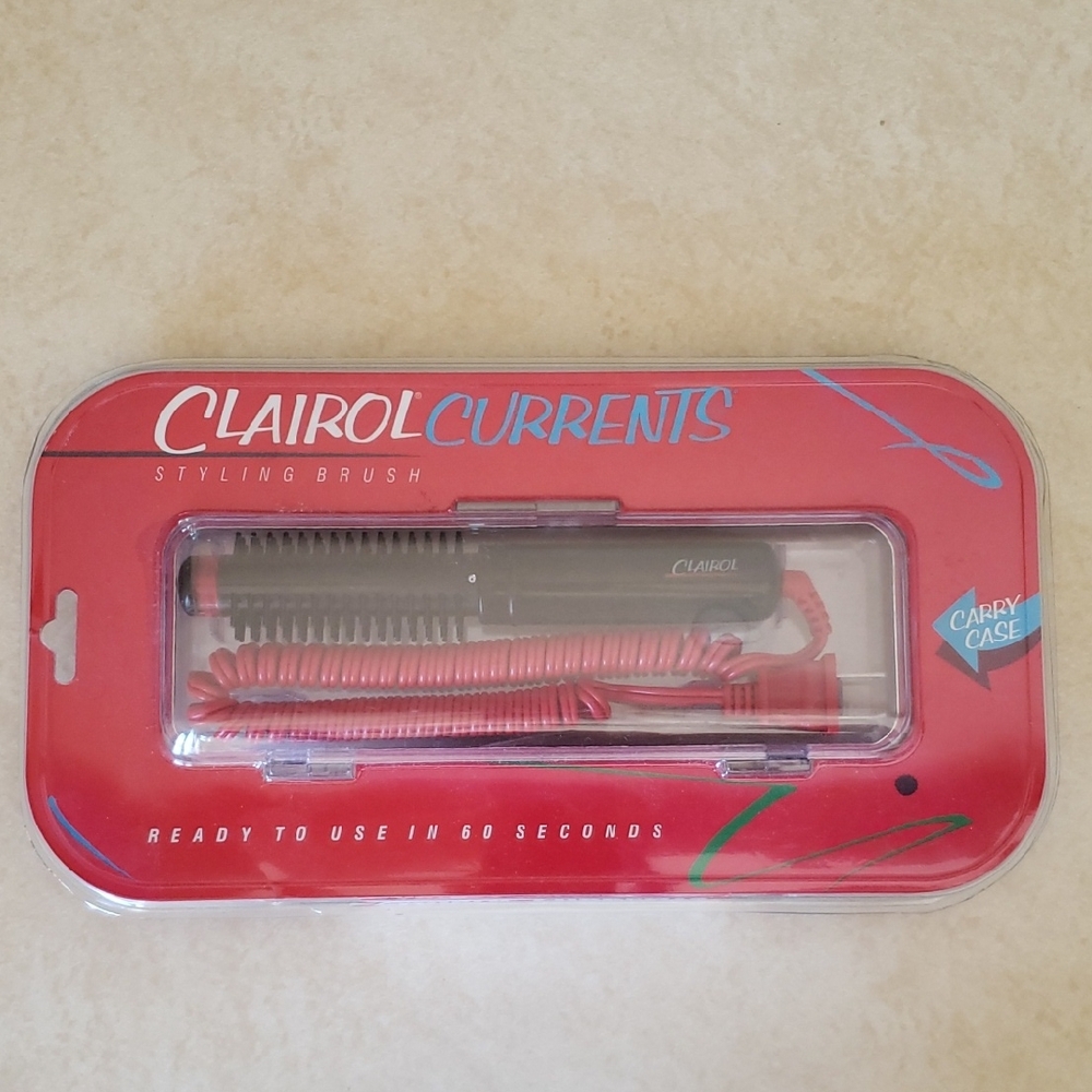 New Sealed Package Clairol Currents Styling Brush with Carry Case Dual Voltage